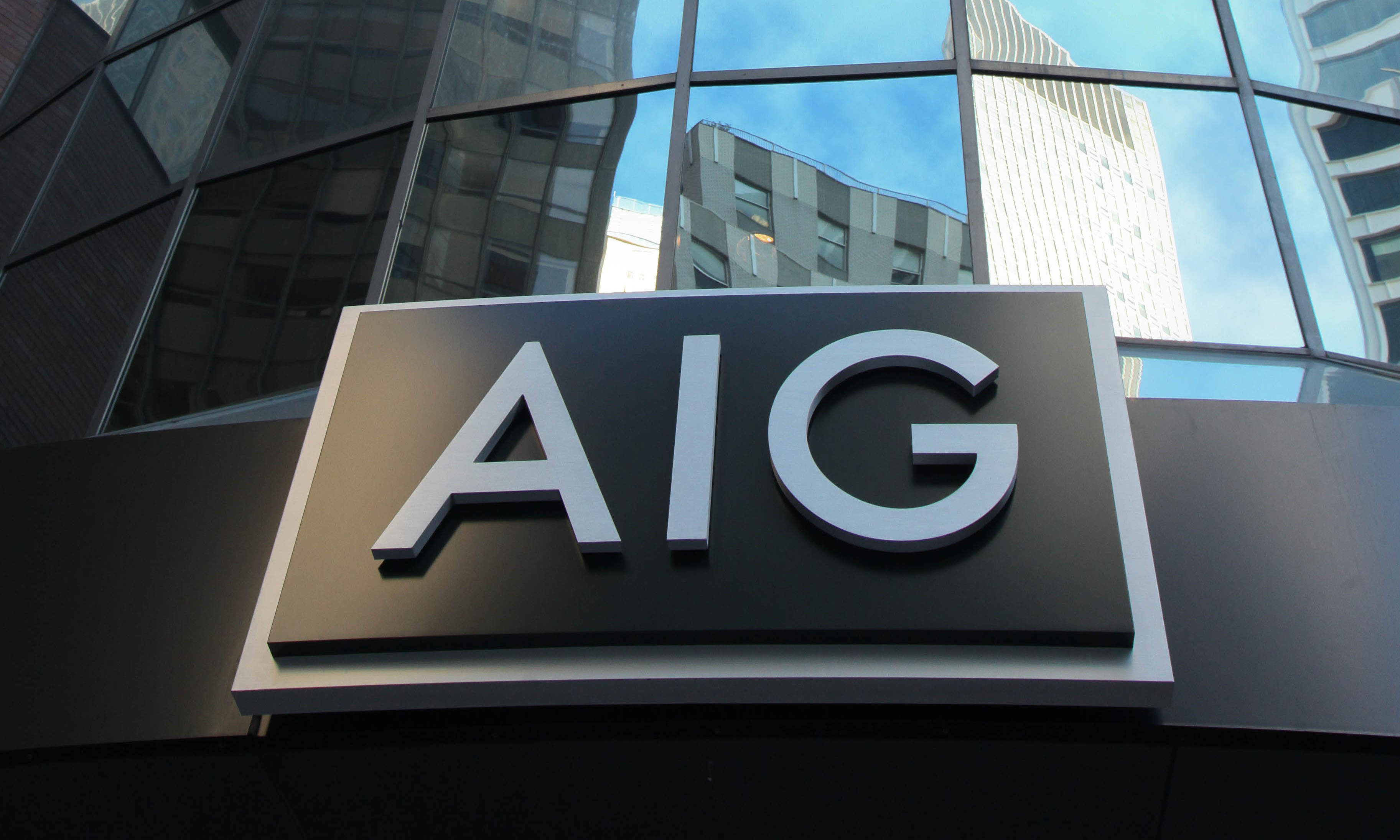 Further Simplifying, AIG to Sell United Guaranty to Arch 