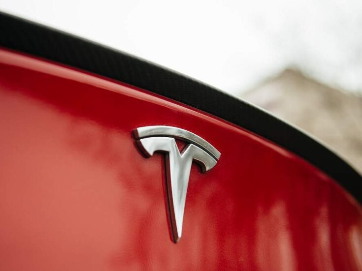 Tesla pulls the plug on free electricity promise