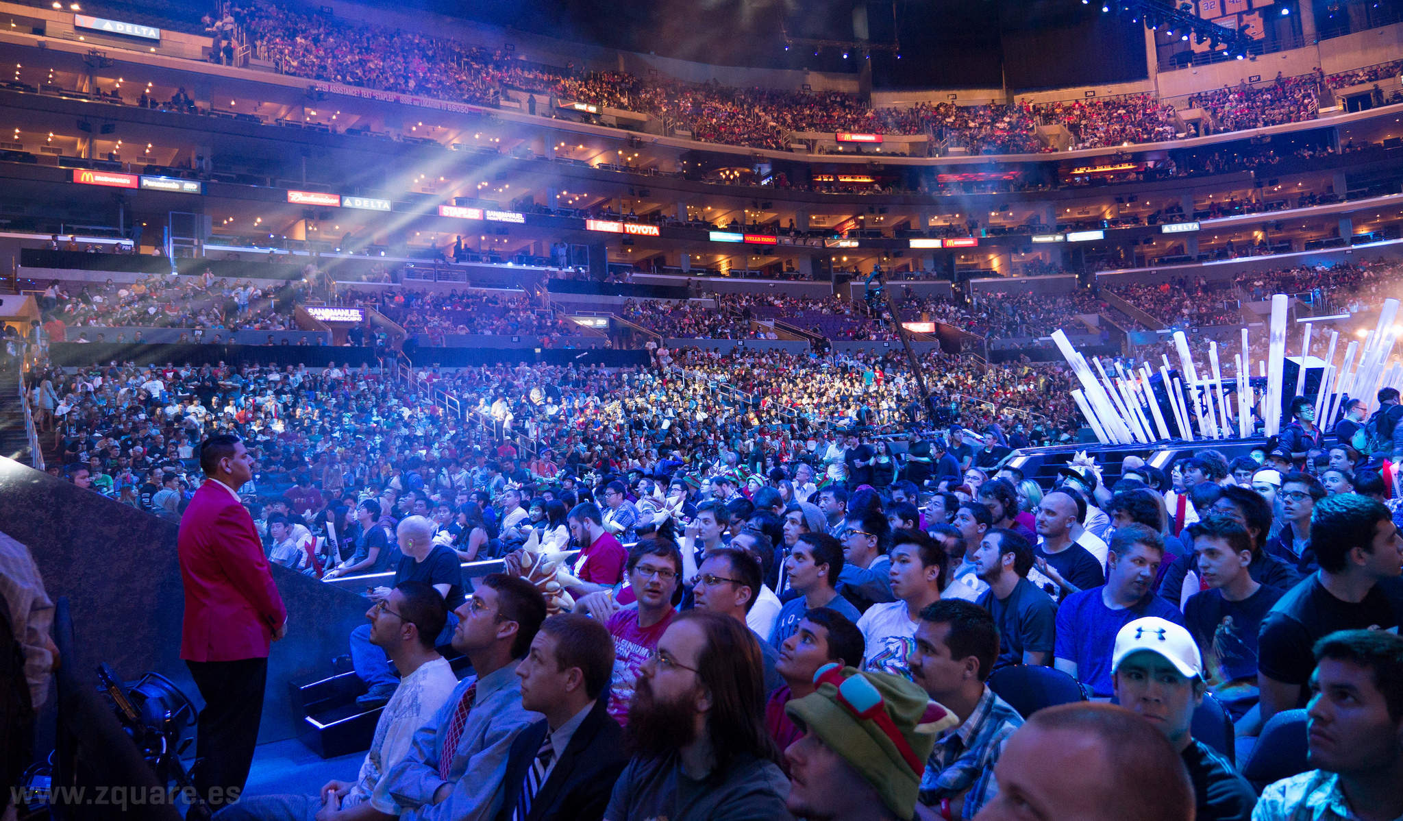 40,000 fans pack stadium for League of Legends final