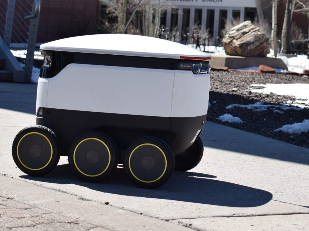 Starships Technologies delivery robot
