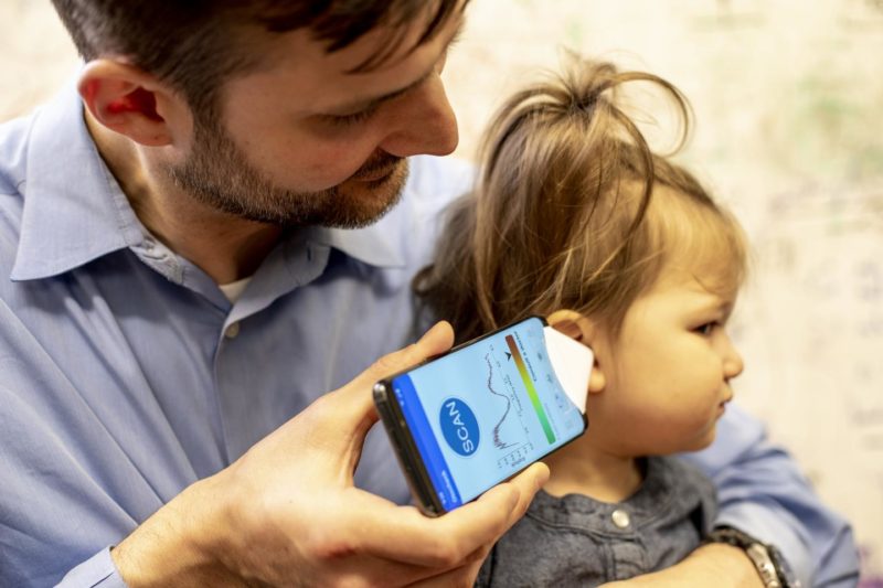 smartphone app hears ear infection