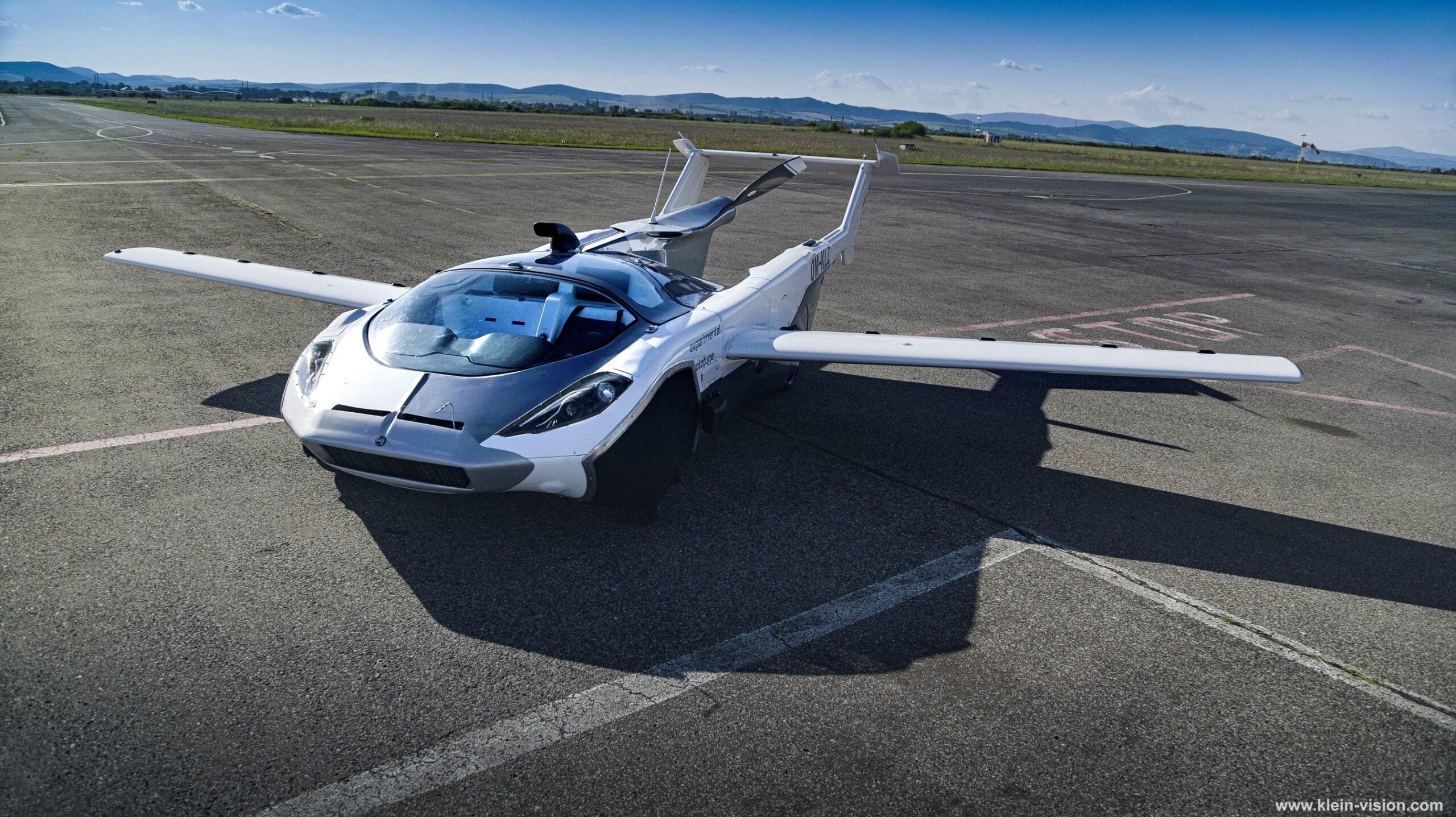 AirCar: Flying car completes airport test flights - Verdict