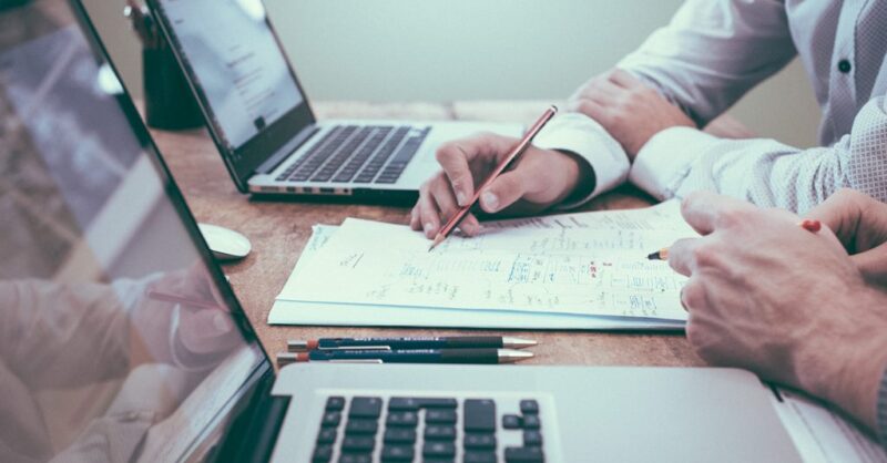Poland's technology industry IT recruitment activity drops 4.2% in August 2022 - Vimarsana News