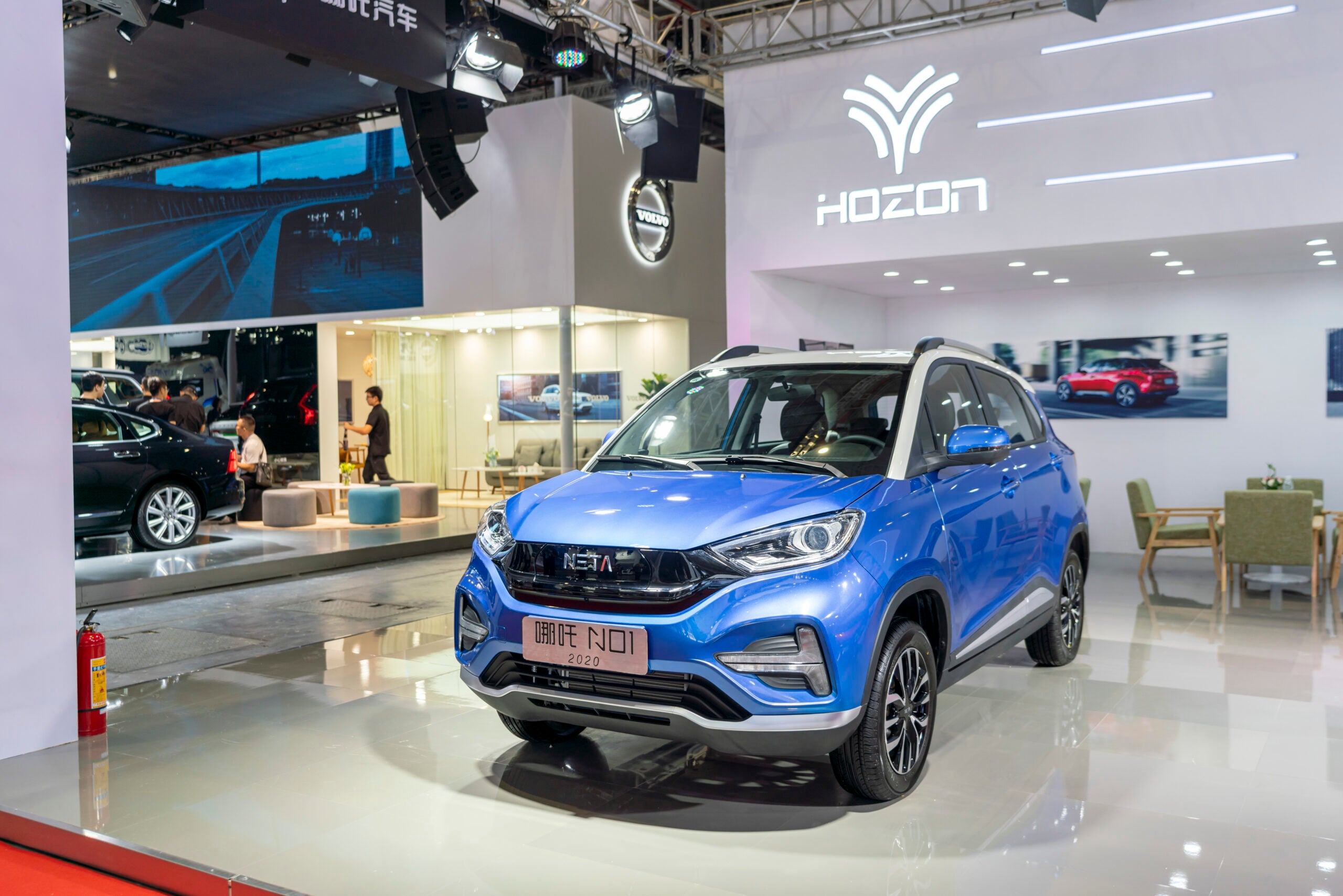 Huawei accelerates car-making ambitions with Hozon Auto partnership