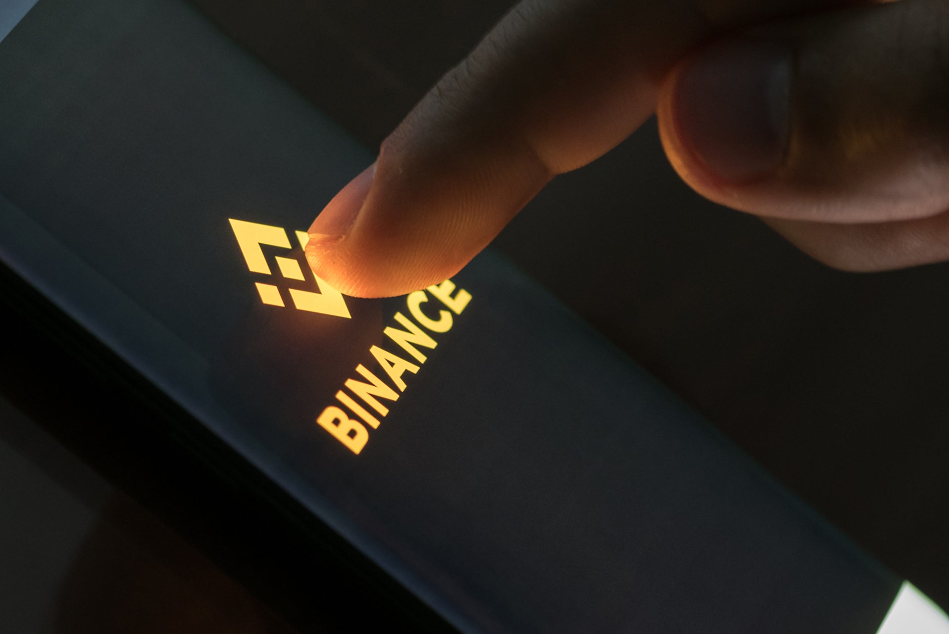 Binance quietly resumes GBP withdrawals