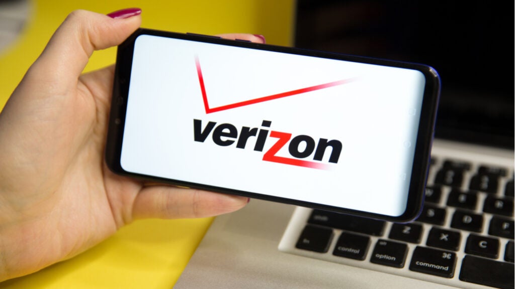 Verizon moves to prove its prepaid TracFone chops