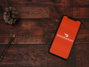 Is DoorDash beating the downward trend of the food delivery industry?