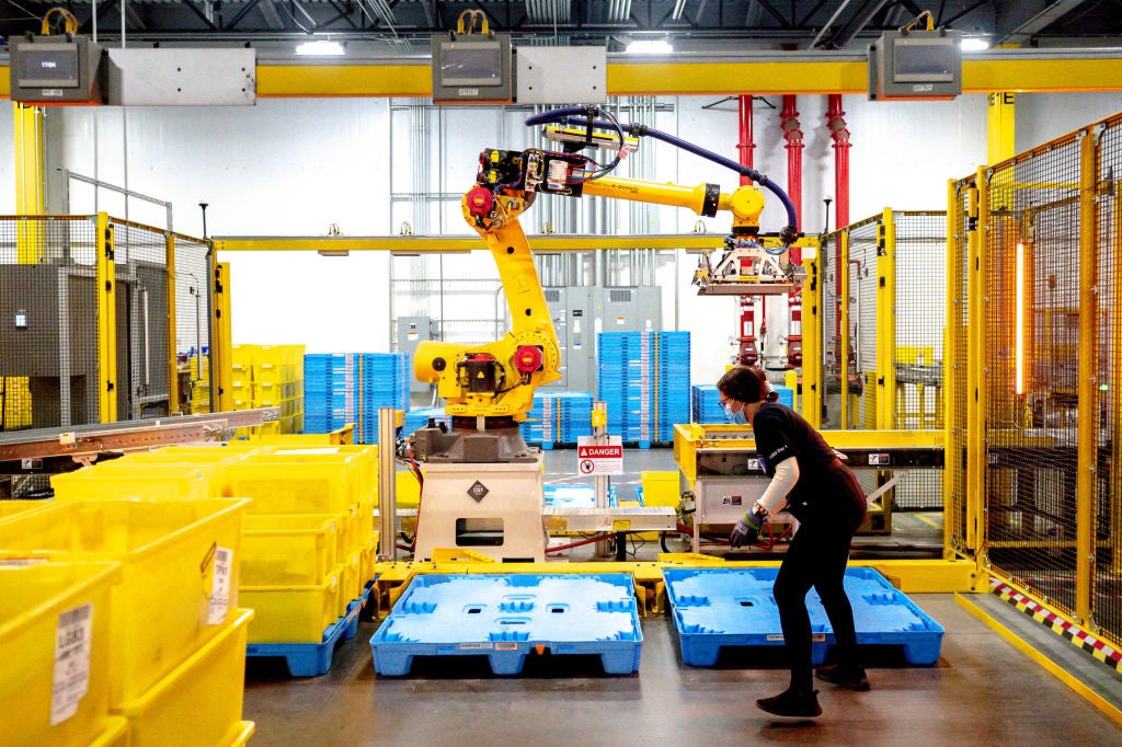 Amazon defends robotics usage as industry investment declines