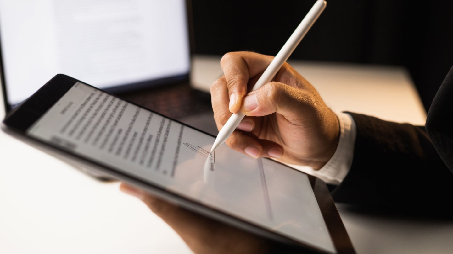 Who are the leading innovators in digital pens for the technology industry?