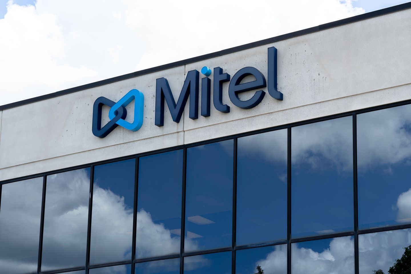 Mitel Powers Connections For New Tottenham Hotspur Stadium