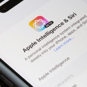Apple Siri AI intelligence lawsuit