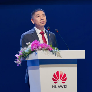 Leon Wang, President of Huawei's Data Communication Product Line, giving a speech